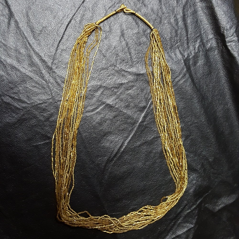 😁SOLD😁Vintage Glass Seed Bead Heishi Necklace - Picture 4 of 8